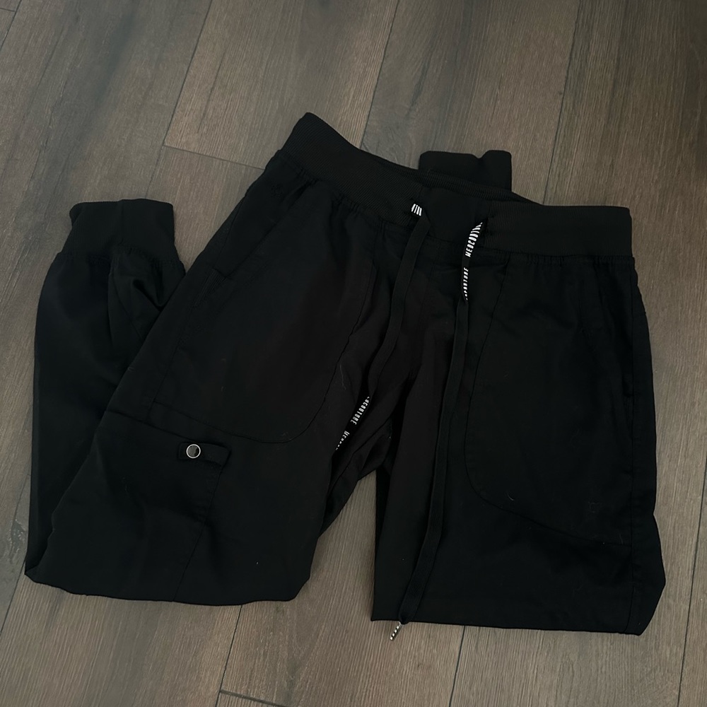 Med Couture PETITE LENGTH Scrub Bottom